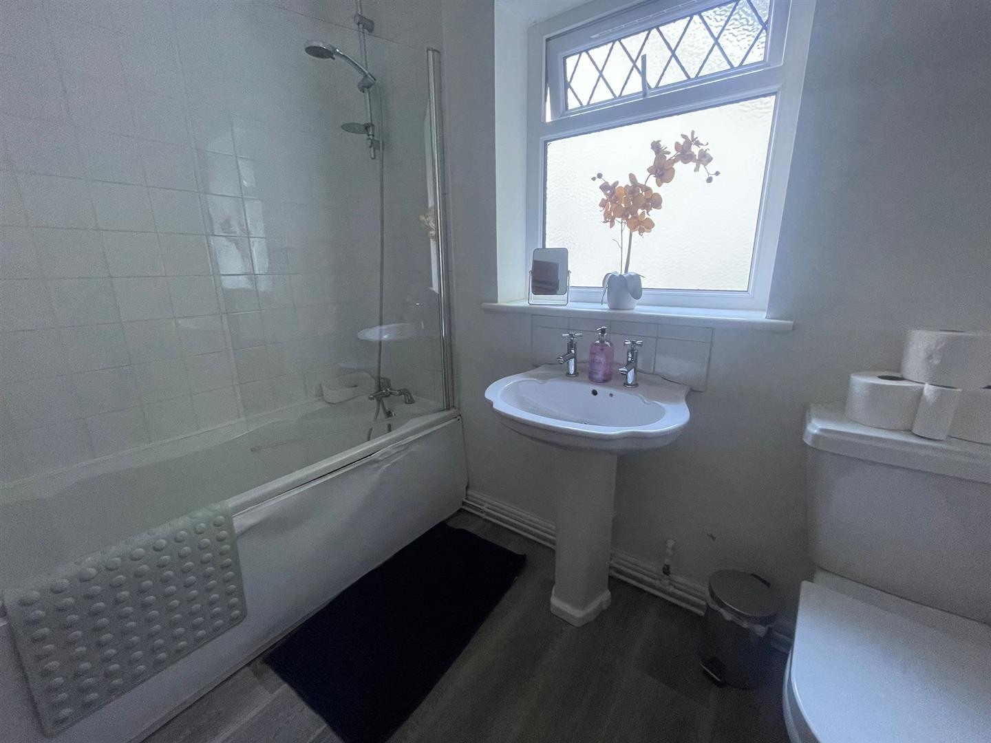 Broadview Lane, Mumbles, Swansea, SA3 4LN